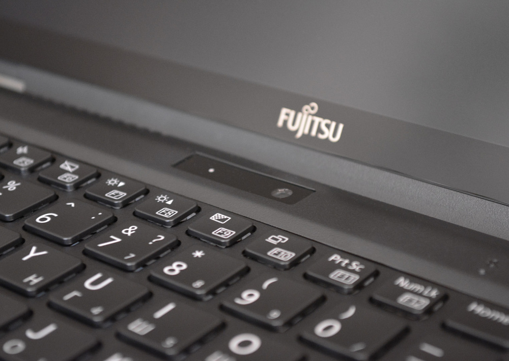 Ноутбук-трансформер Fujitsu LIFEBOOK U5313X U5313X52BRU4TB BLACK 360°, Intel Core i5-1335U, 16GB LPDDR5-4800MHz, SSD 4TB, Intel Iris Xe Graphics, 13,3" WUXGA Touch, WINDOWS 11 PRO, КЛАВИАТУРА RU/US, сделано в Японии, гарантия 1 год, фото 17
